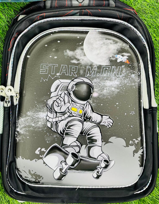 Boys School bag with 3 compartment (Age group 4-6 years)